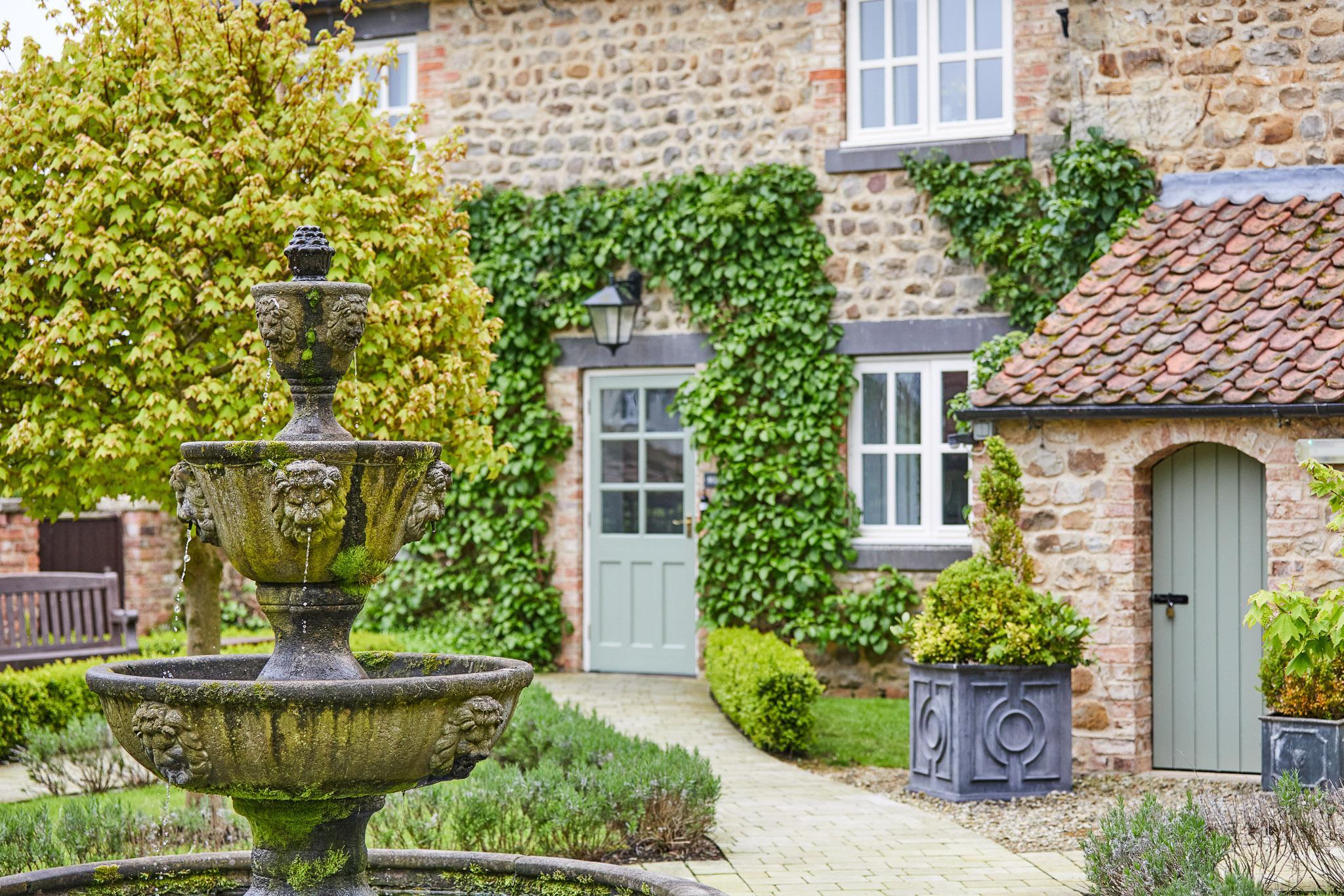 The Old Coach House Hotel Ripon Exterior photo