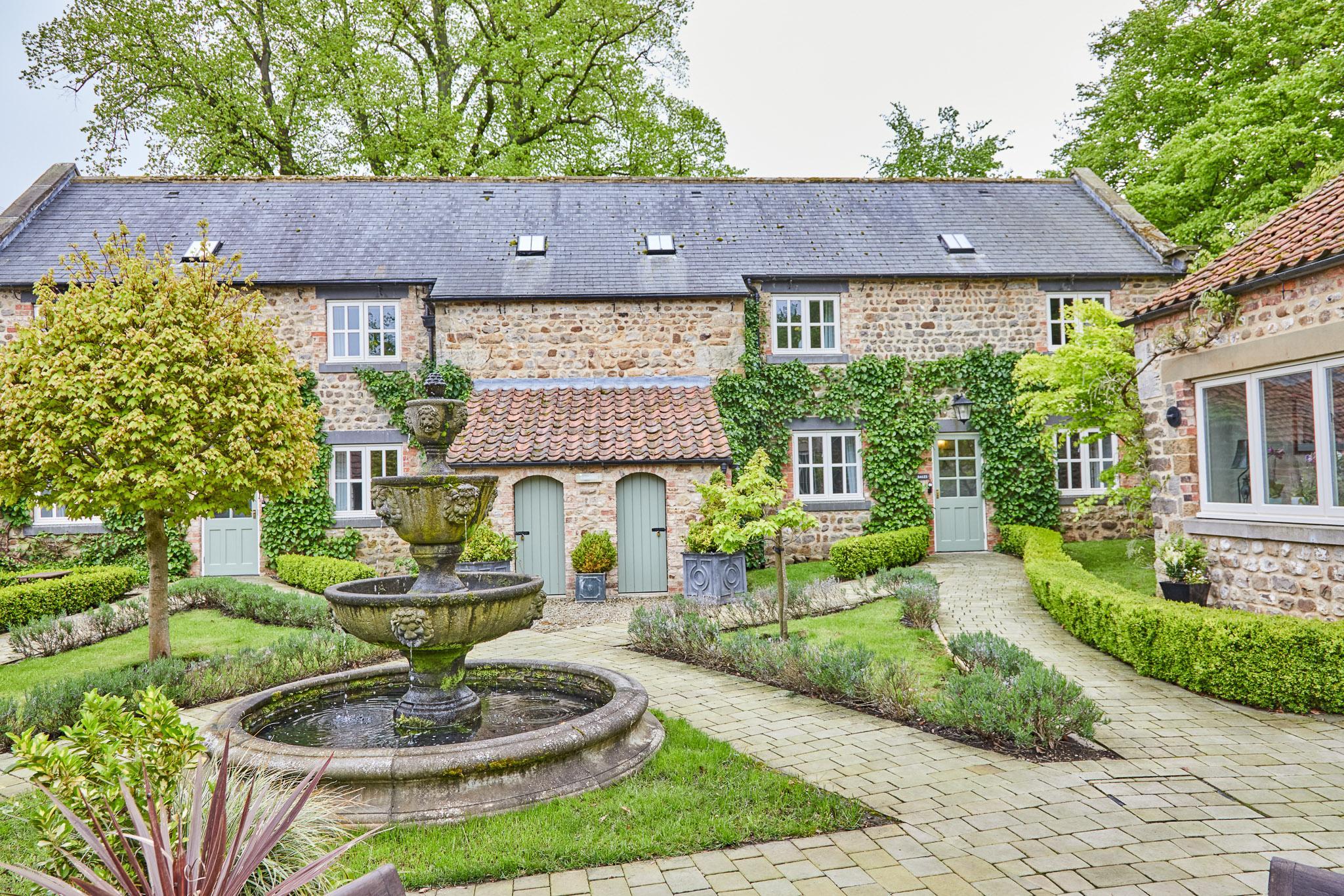 The Old Coach House Hotel Ripon Exterior photo