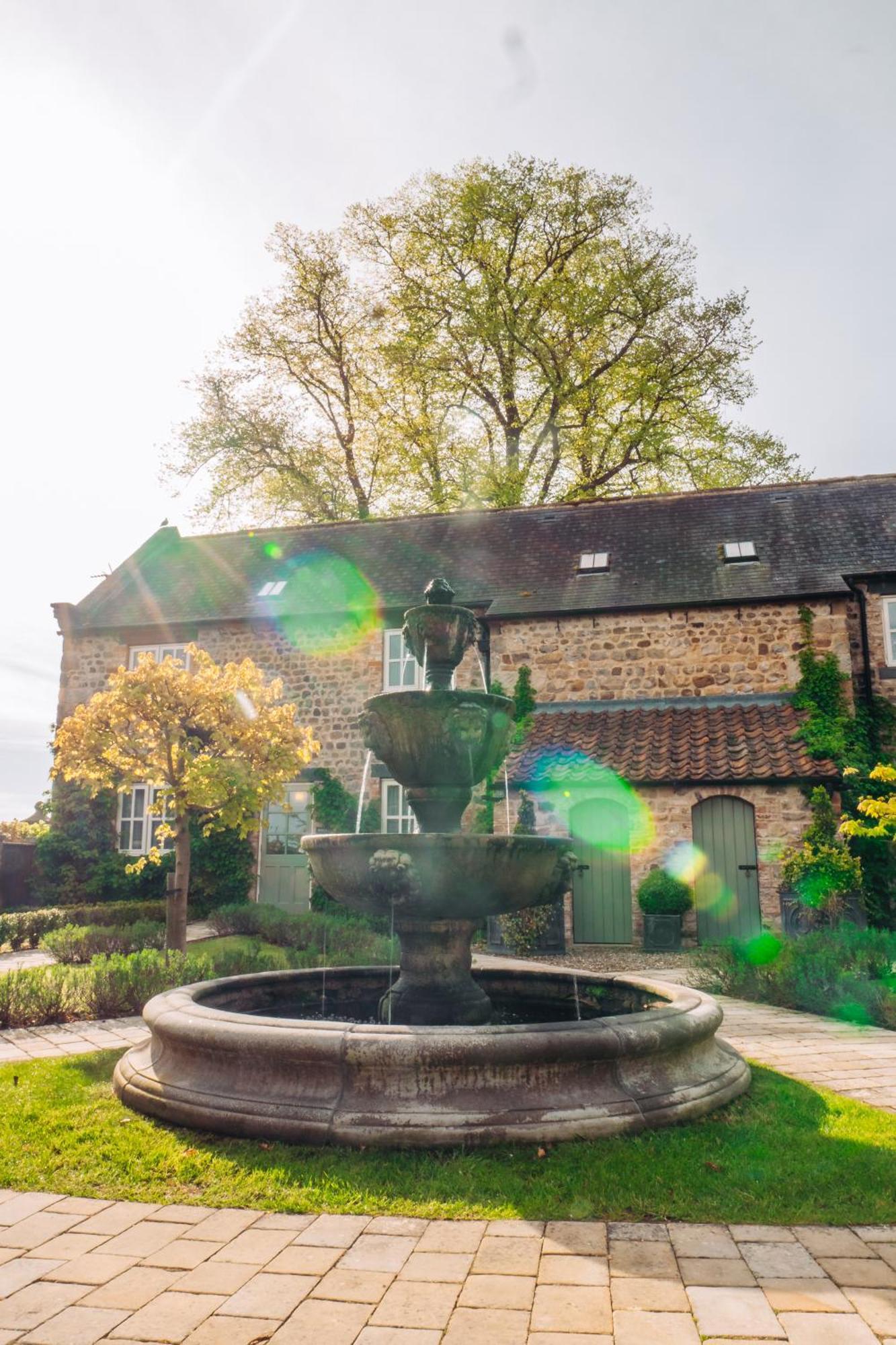 The Old Coach House Hotel Ripon Exterior photo